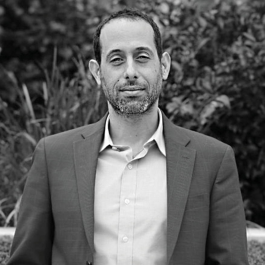 Portrait of Oded Oren